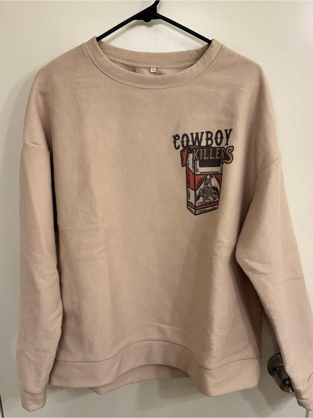 Cowboy Killers - Graphic Cozy Women's Fleece-Lined Pullover Sweater - Beige